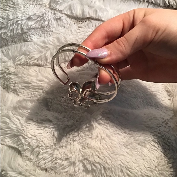 🏙New Orleans Fleur De Lis Silver Bracelet🌃 - Picture 6 of 8